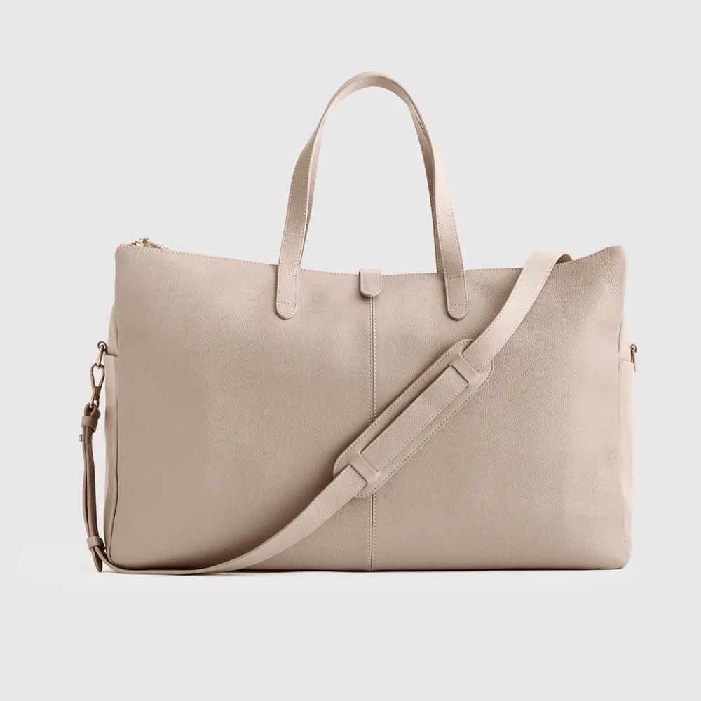 Quince NWOT Taupe Italian Leather Triple Compartment Weekender Travel Bag Tote